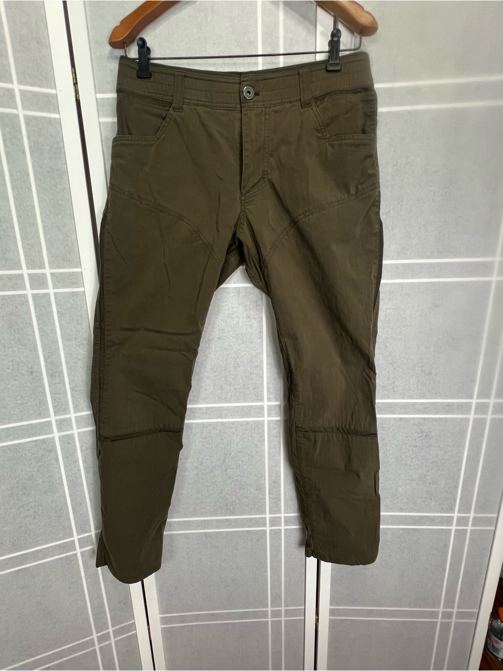 Kuhl Men's Olive Cargo Pants 32 x 32